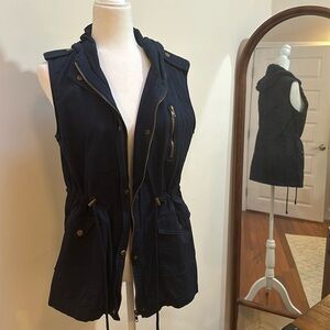 Zenana Outfitters Navy hooded vest drawstring waist zipper pockets size medium